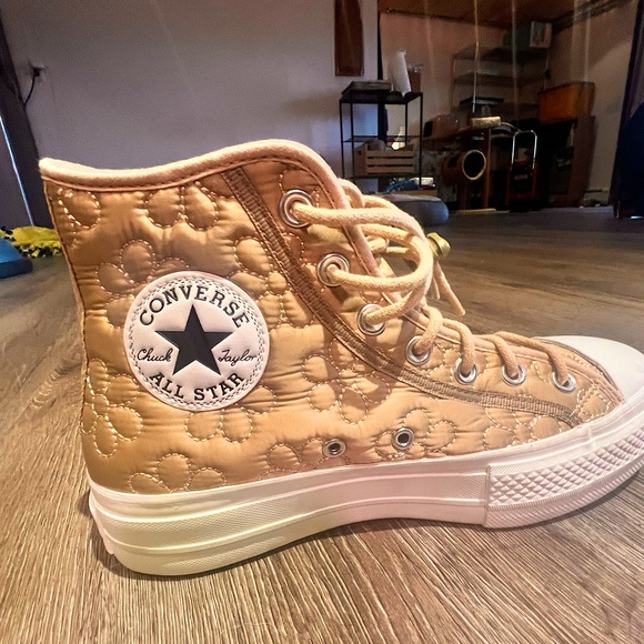 New gold quilted platform converse - Picture 3 of 4